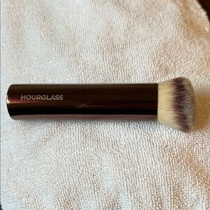 Hourglass Makeup Foundation Brush